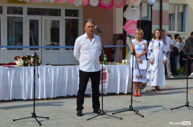 Під гаслом «Вперше»: луцька школа №27 відкрила свої двері. ФОТОРЕПОРТАЖ