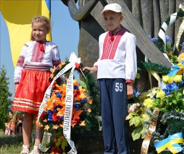 Новини з минулого. Бронежилети у дірках та загиблі Герої