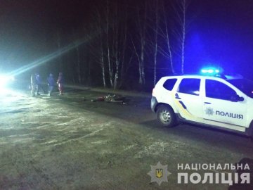 На Рівненщині водій за кермом BMW X6 збив мотоцикліста