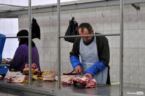 Центральний ринок. БУДНІ МІСТА