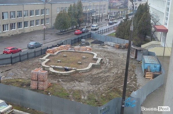 У Луцьку – фотовиставка газети «День»