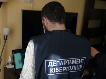 Український хакер зламував дані банків в 11 країнах