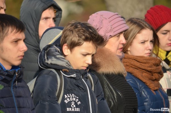 В луцькій школі, де навчався Рустам Хамраєв, відкрили пам’ятну дошку