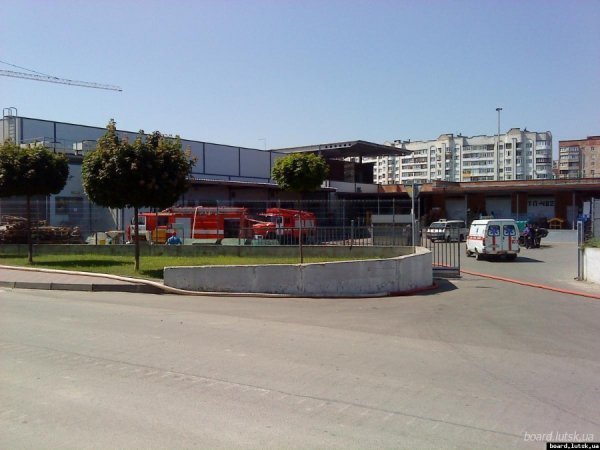 Пожежа в  гіпермаркеті «Там Там». ФОТО