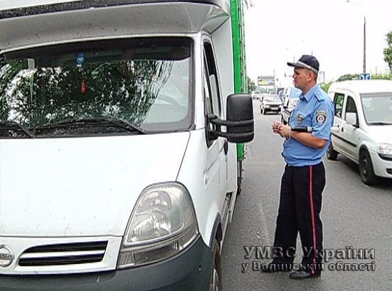 Працівники ДАІ Волині навчали «грамоти» водіїв. ФОТО.ВІДЕО