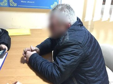 На Волині чоловік побив патрульного. ФОТО