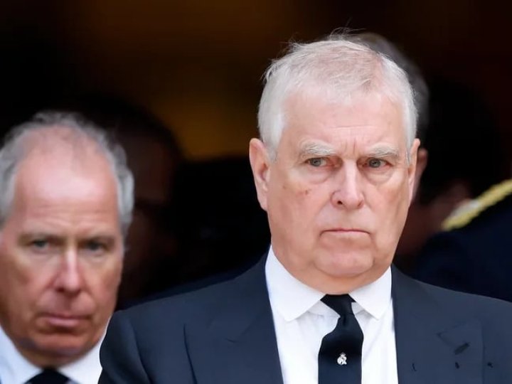 У Великій Британії арештували експринца Ендрю, який фігурує у справі Епштейна