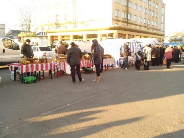 Волиняни ярмаркували попри мороз. ФОТО