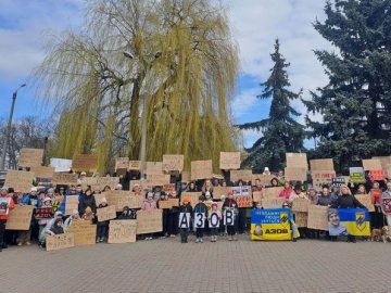 На Волині відбулася акція на підтримку полонених азовців
