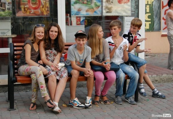 «Поліське літо з фольклором» завершили парадом, концертом і феєрверком. ФОТО