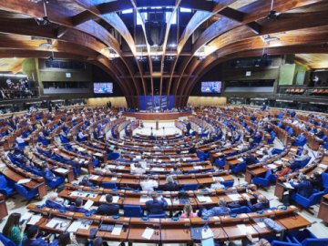 У Європарламенті підтримують створення трибуналу щодо злочинів Росії
