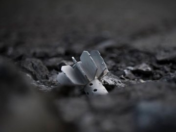 4 жертви  від вибуху під стінами школи у Донецьку