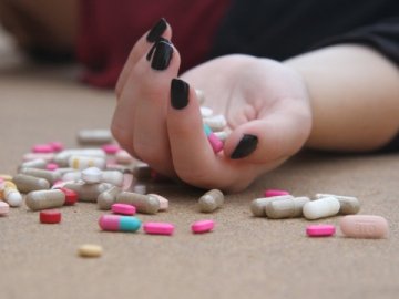 Три випадки за день: у Луцьку підлітки намагалися накласти на себе руки