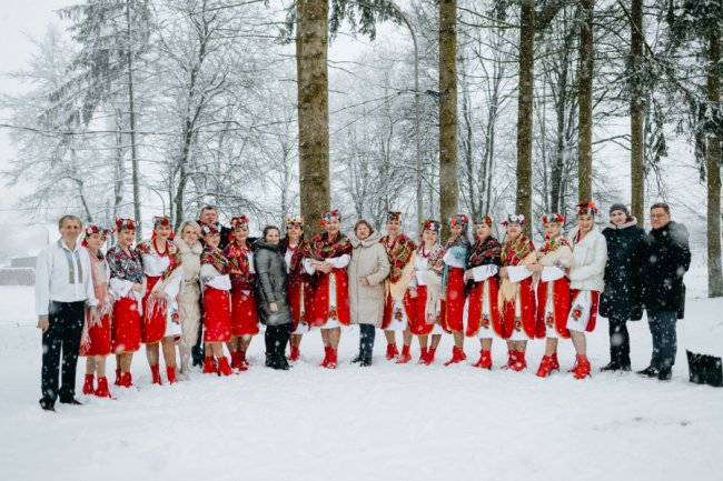 У громаді на Волині ще один аматорський колектив отримав звання «народного». ФОТО