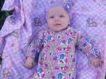 Маленькій волинянці з вадами слуху потрібна допомога