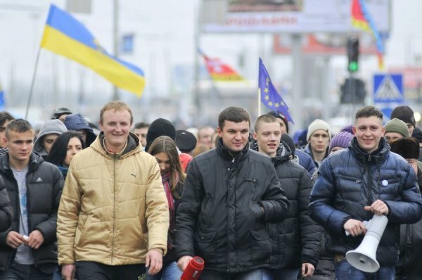 Луцьк. Віче і марш Майдану. ФОТО