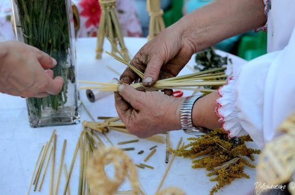 Волинський «УДАР» організував патріотичну акцію. ФОТО*