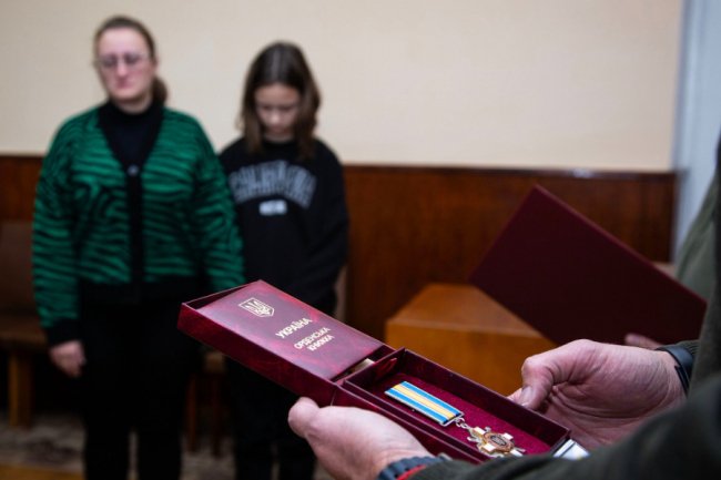 Родина загиблого нацгвардійця з Волині отримала державну нагороду