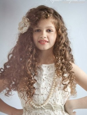 Луцька міні-Міс Планета перевертає дім догори дриґом і займається боксом. ФОТО