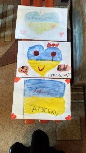 Волинські дітлахи зробили подарунки для солдатів