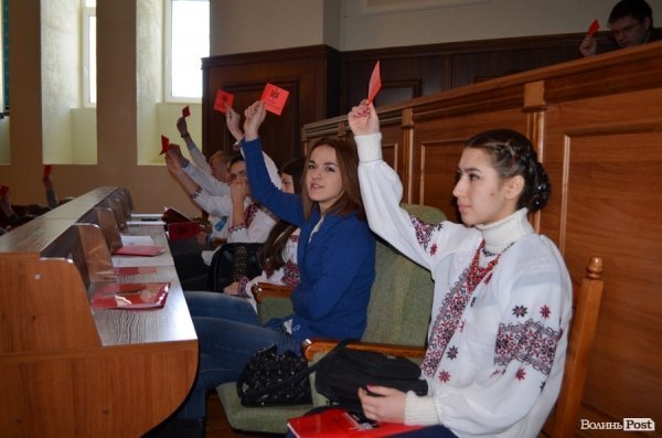 Депутат Гузь позбувся керівної посади. ФОТО