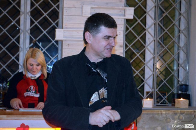 «Я+Ти»: у Луцьку в романтичній атмосфері святкували День закоханих