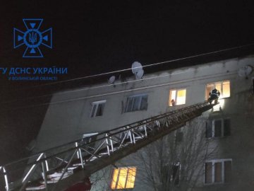 На Волині рятувальники визволяли півторарічну дитину із зачиненої квартири