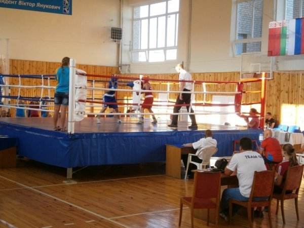 Як на Волині боксували жінки. ФОТО