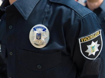 У Луцьку в чоловіка посеред дороги стався епілептичний напад. ВІДЕО