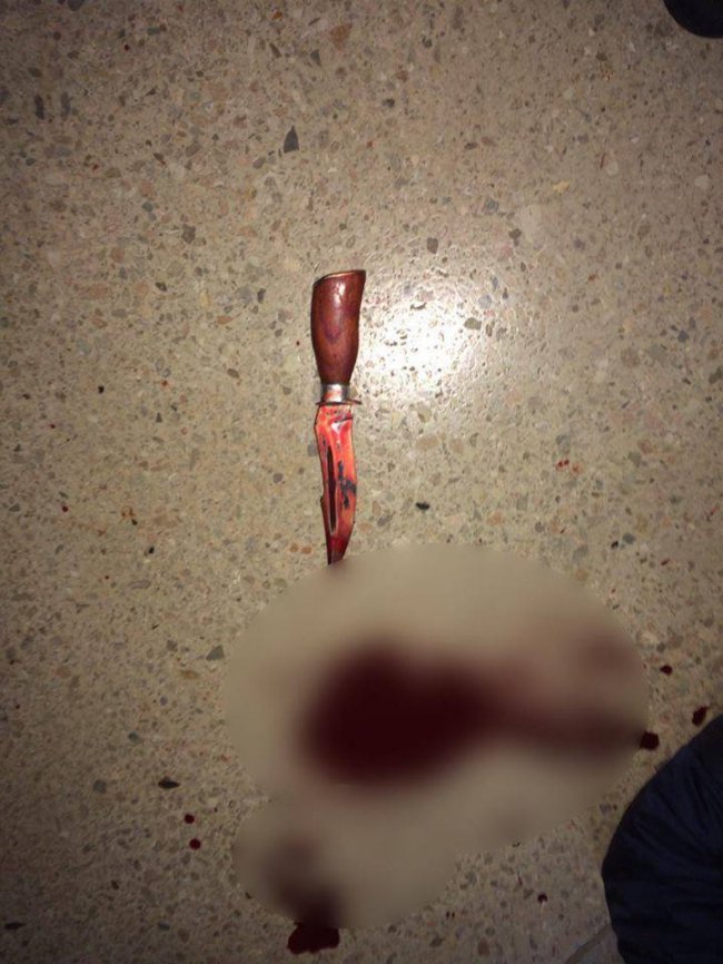 У Луцьку ветеран Афганістану встромив собі ніж у серце. ОНОВЛЕНО. ФОТО 18+