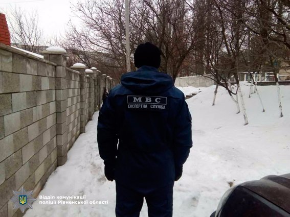 Як у кіно: невідомі в масках пограбували родину