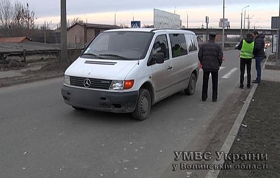 Аварія у Луцьку: на переході збили школяра. ФОТО. ВІДЕО