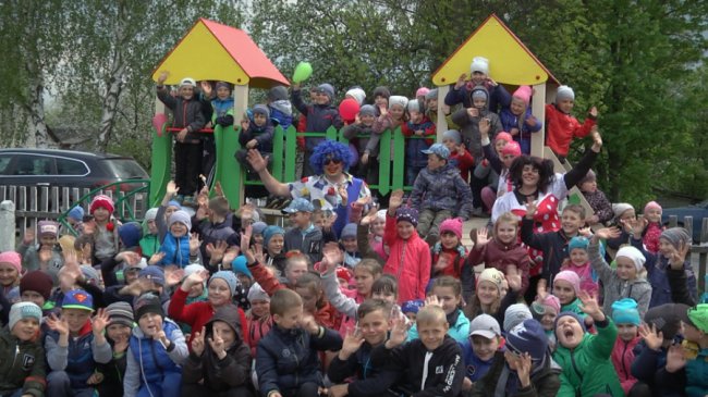 Ще два села у Ратнівському районі  отримали сучасні дитячі  майданчики. ВІДЕО