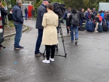 На українсько-угорському кордоні – кілометрові черги 