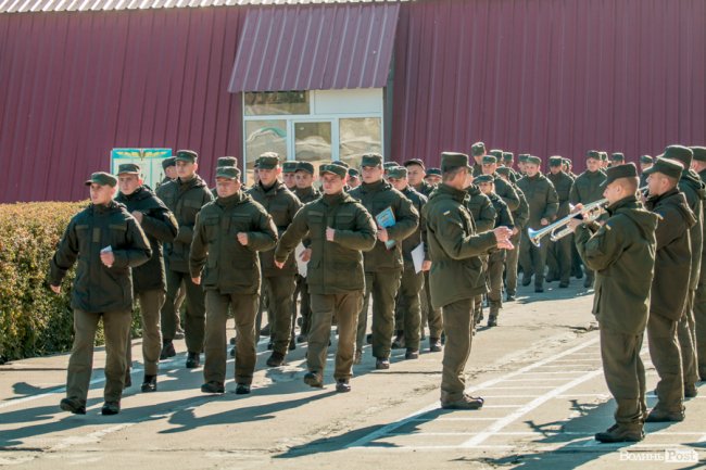 У Луцьку з Днем захисника України привітали нацгвардійців. ФОТО