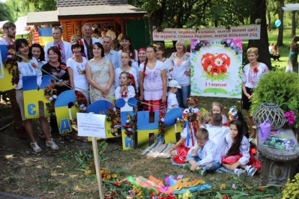 Луцьк ряснів різнобарв’ям квіткових композицій. ФОТО