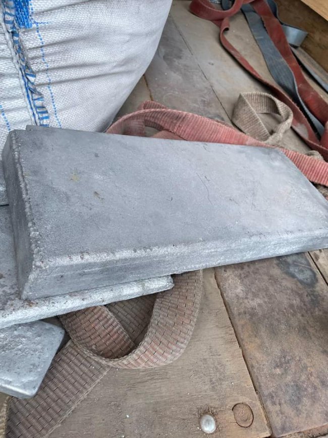 Через «Ягодин» намагалися перевезти злитки цинку