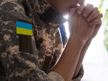 На Волині банда молодиків жорстоко побили воїна ЗСУ, щоб отримати гроші