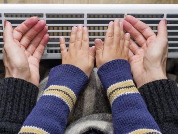 У луцькій гімназії мерзнуть школярі: вчаться у куртках