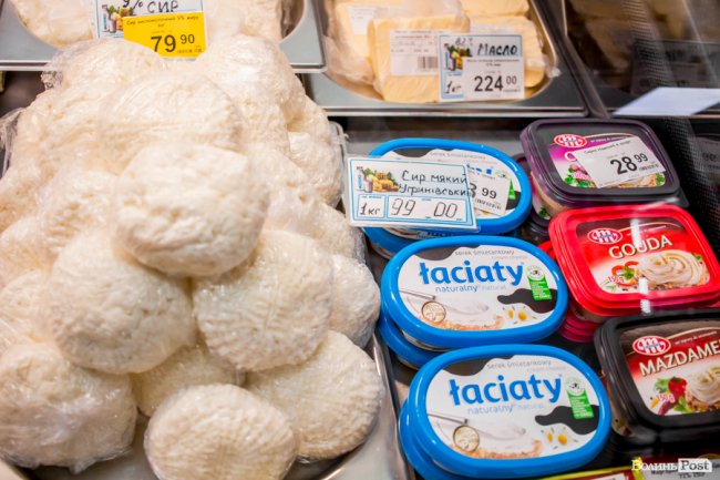 Смачні подарунки та знижки: міні-маркет «УгринівМолоко» відсвяткував дворіччя. ФОТО*