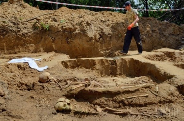 У Львові знайшли масове поховання в'язнів. ФОТО