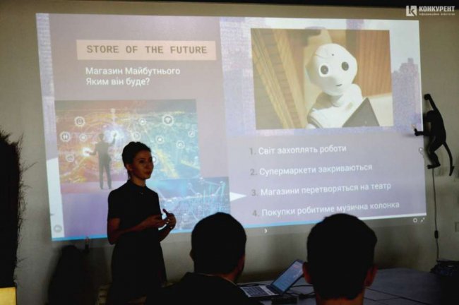 Луцьким школярам показали, як працює великий місцевий завод. ФОТО