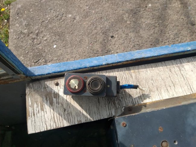 У місті на Волині невідомі розгромили парк атракціонів. ФОТО