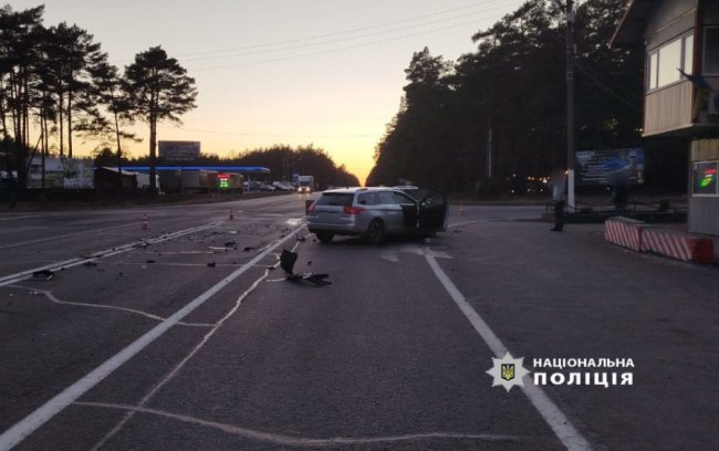 На Волині - подвійна ДТП: зіткнулися два автомобілі та вантажівка