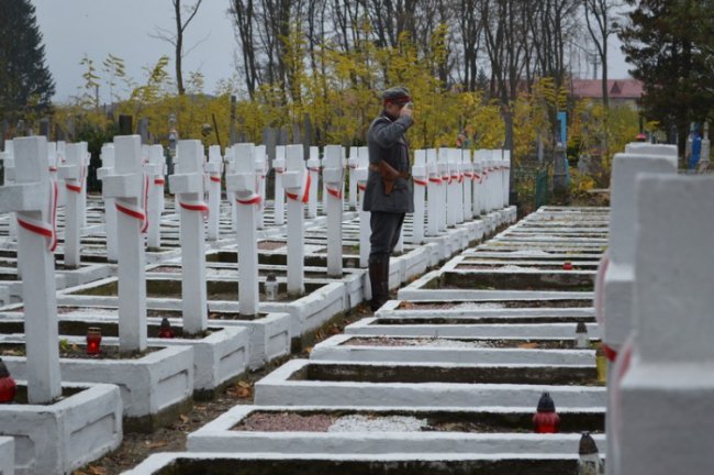 У Ковелі освятили Хрест пам’яті жертвам тоталітарного режиму. ФОТО