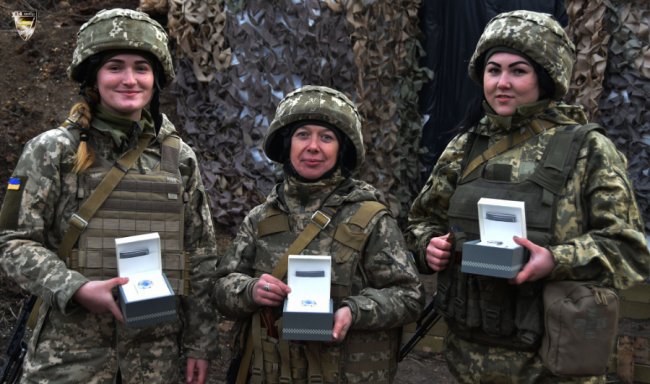 Зеленський на Сході зустрівся з військовими волинської бригади. ФОТО