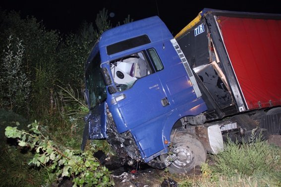 В ДТП на трасі Київ-Ковель загинула родина. ФОТО