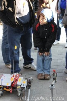 «Беркут» влаштував показову бійку у центрі Луцька. ФОТО
