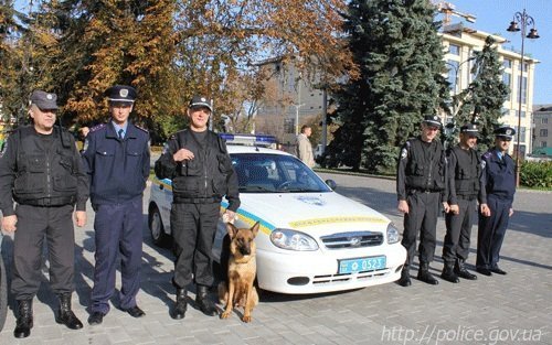 «Беркут» влаштував показову бійку у центрі Луцька. ФОТО