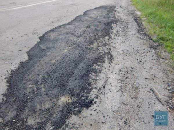 Дорога на Волині відремонтована неякісно. ФОТО. ВІДЕО